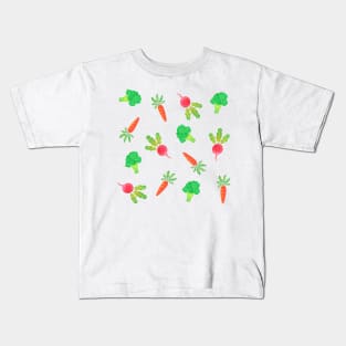 Veggie garden pattern with broccoli, radishes and carrots Kids T-Shirt